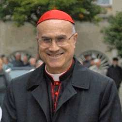 Kardynał Bertone